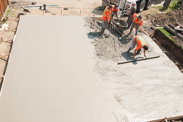 Best Concrete Demolition Services in Valley View, OH